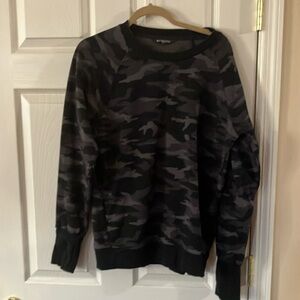 Nice athletics sweatshirt